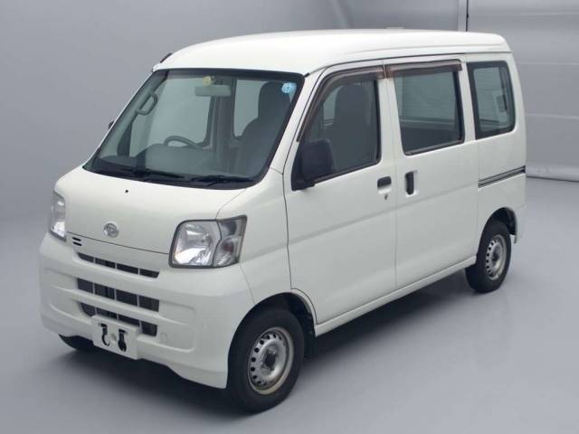 76002 DAIHATSU HIJET VAN S331V 2017 г. (TAA Kinki)